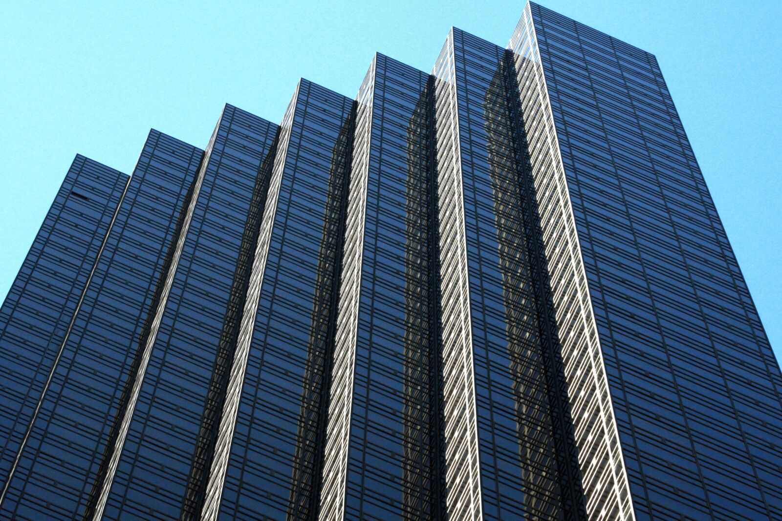 Canon EOS 1000D (EOS Digital Rebel XS / EOS Kiss F) sample photo. Design, architecture, facade, exterior photography