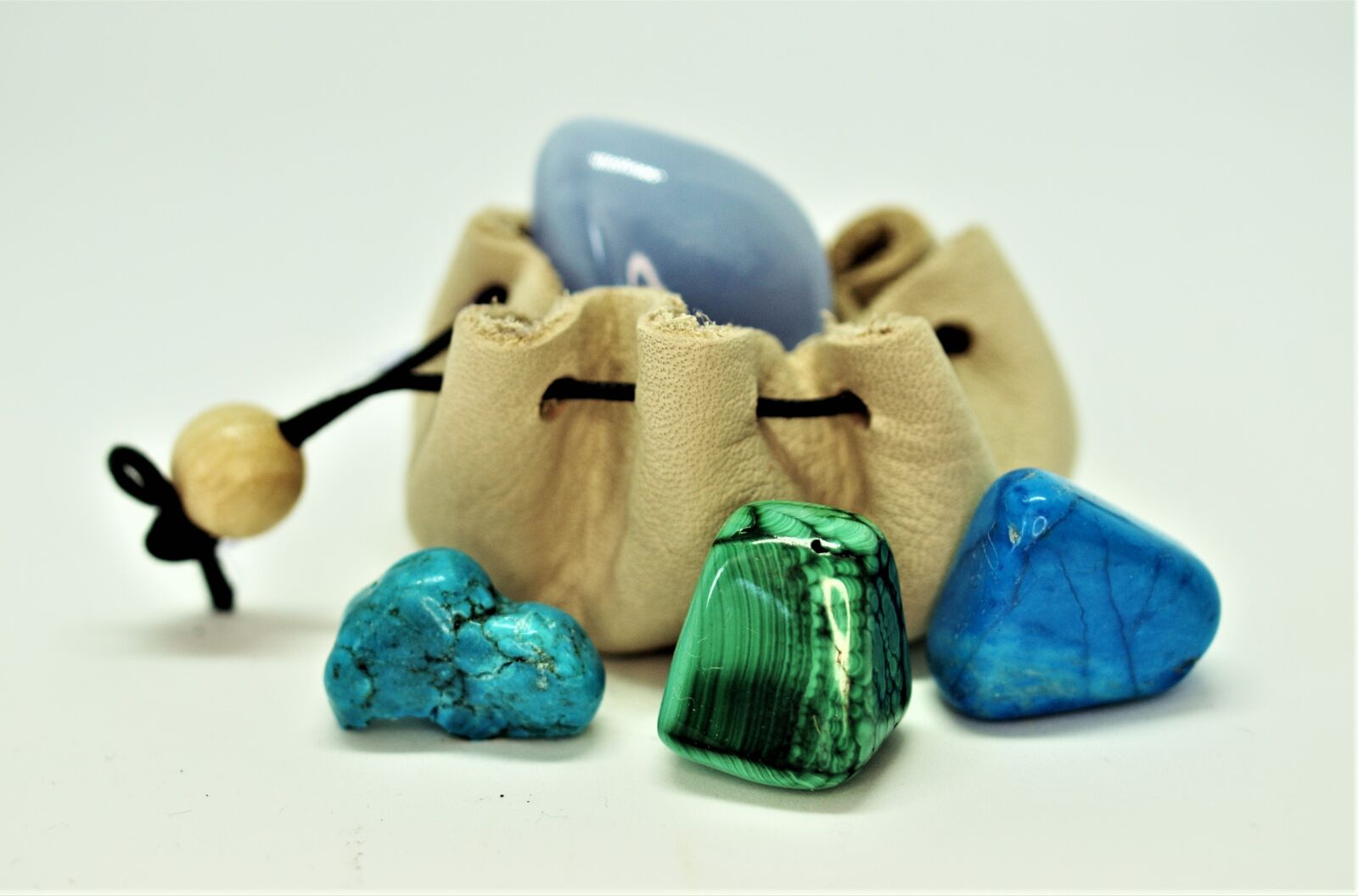 Olympus E-520 (EVOLT E-520) sample photo. Natural, healing, gemstones photography