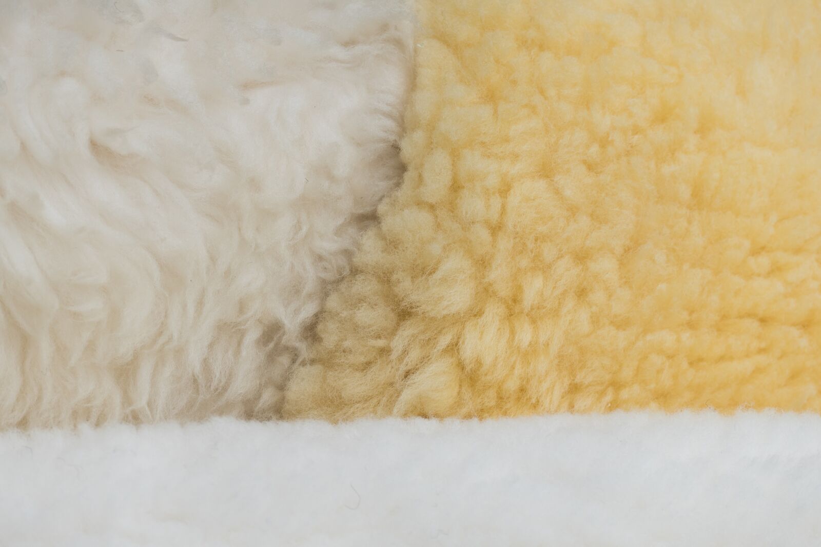 Leica V-Lux (Typ 114) sample photo. Fur, sheepskin, structure photography