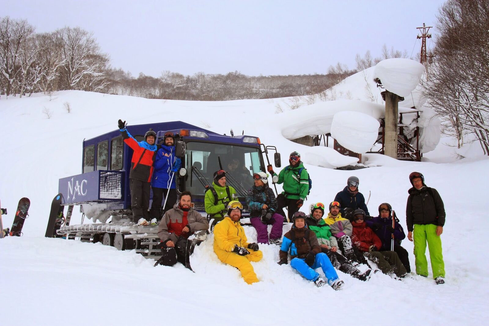 Canon EF-S 18-200mm F3.5-5.6 IS sample photo. Snowboarding, winter, snow photography