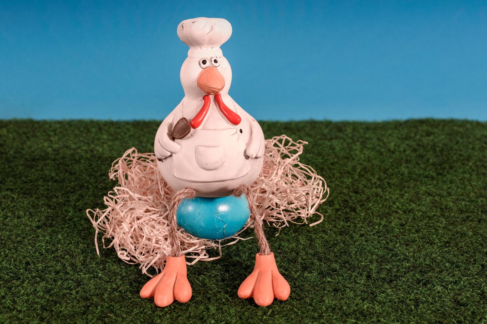 Nikon D7200 sample photo. Easter easter egg, grass photography
