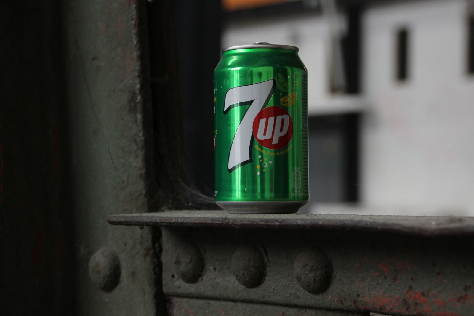 Canon EOS 600D (Rebel EOS T3i / EOS Kiss X5) sample photo. Drink, box, beverages photography