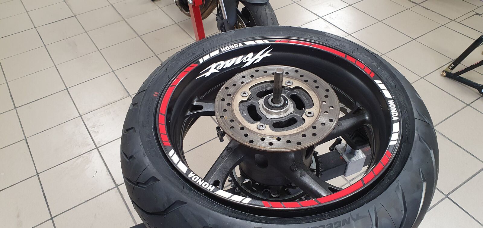 Samsung SM-G973F sample photo. Wheel, motorbike, brake photography