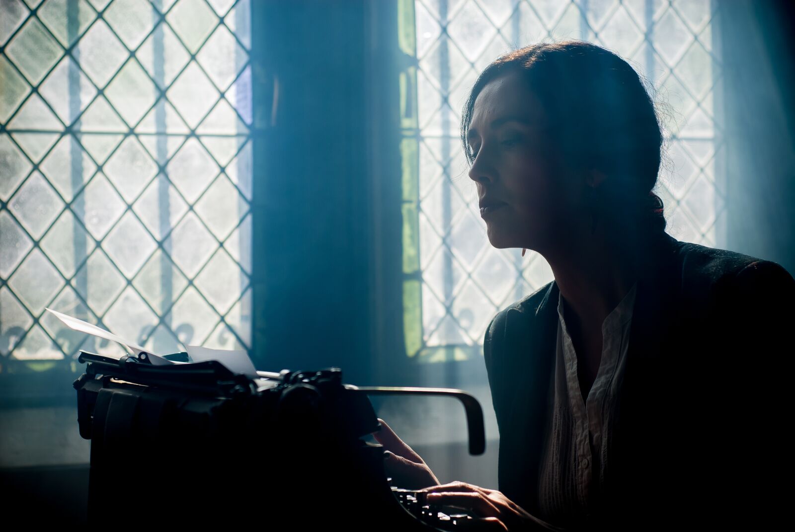 Nikon D200 sample photo. Writer, typewriter, author photography