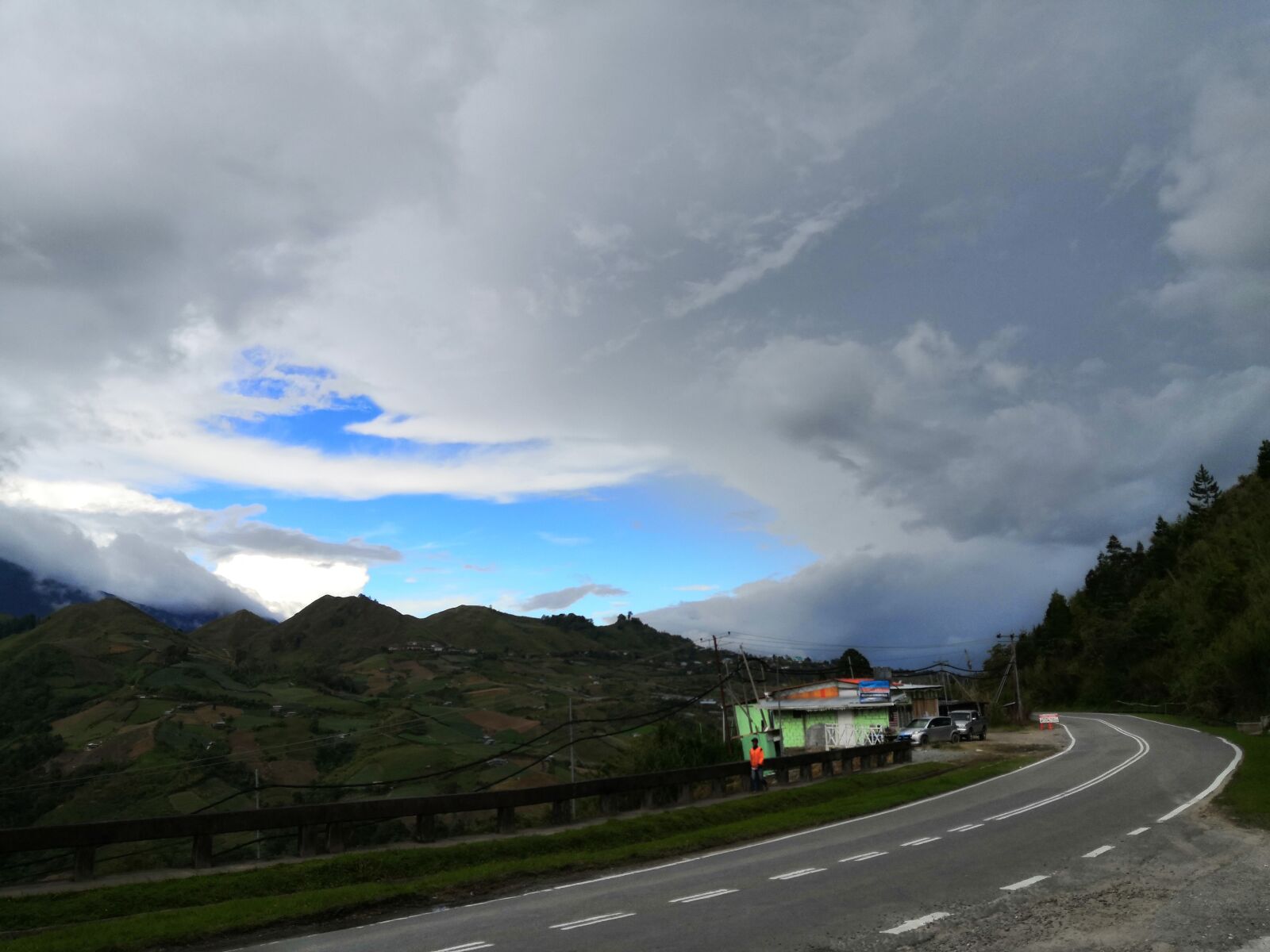 HUAWEI nova 3 sample photo. Sabah, mountain, cloudy photography