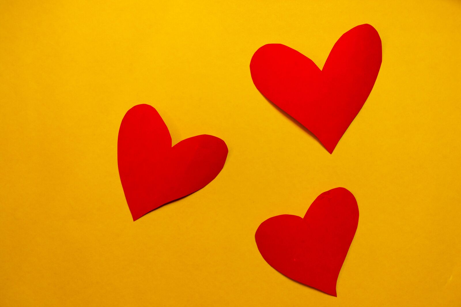 Nikon D7200 sample photo. Heart, red, yellow photography