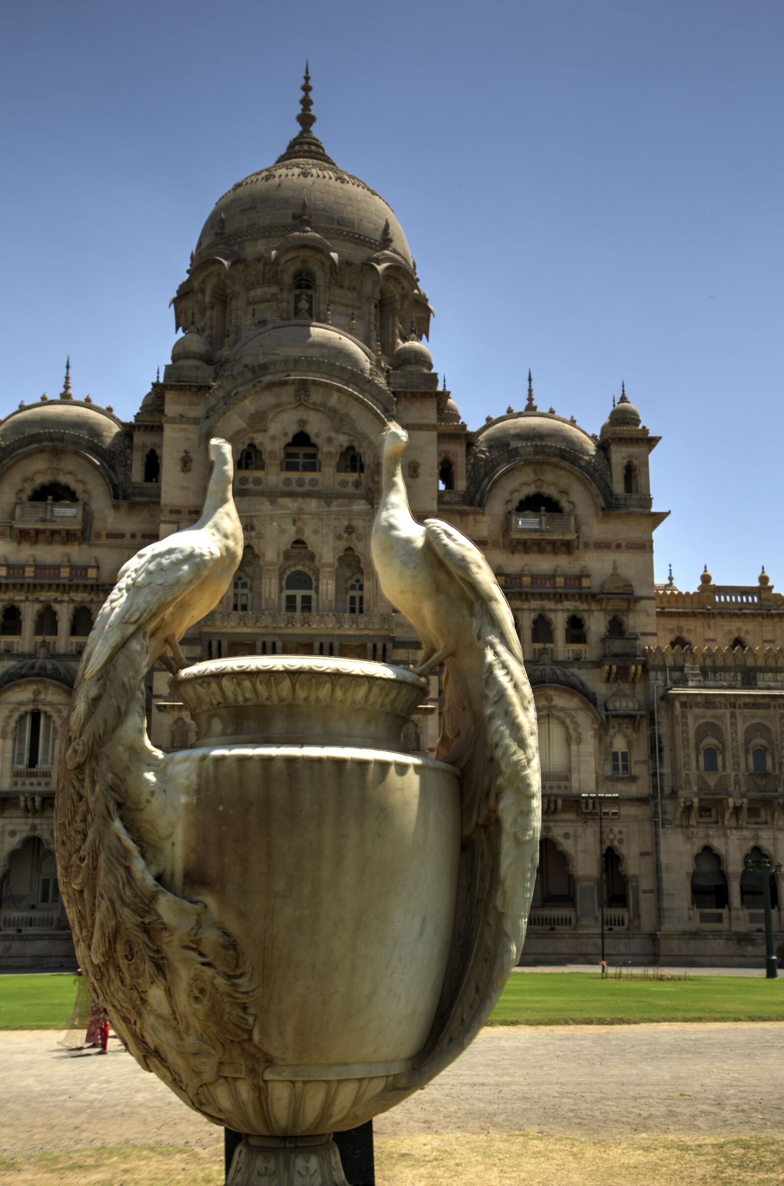 Canon EOS 6D + Canon EF 24-105mm F4L IS USM sample photo. Architectural, vadodara, india photography