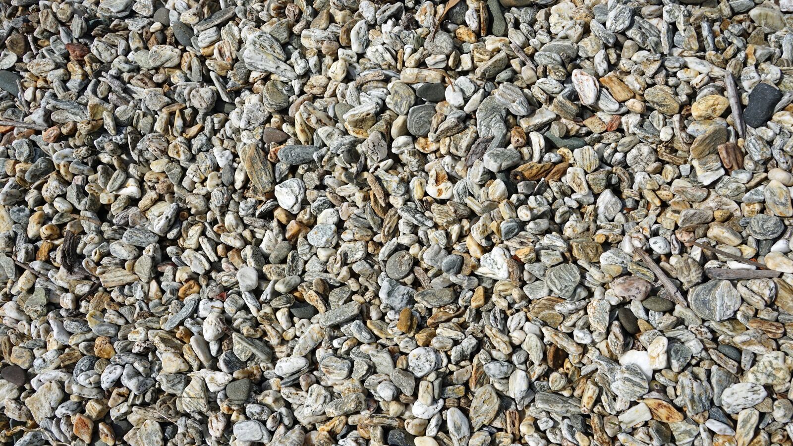 Sony a7 + Sony FE 24-240mm F3.5-6.3 OSS sample photo. Pebble, stones, pebbles photography