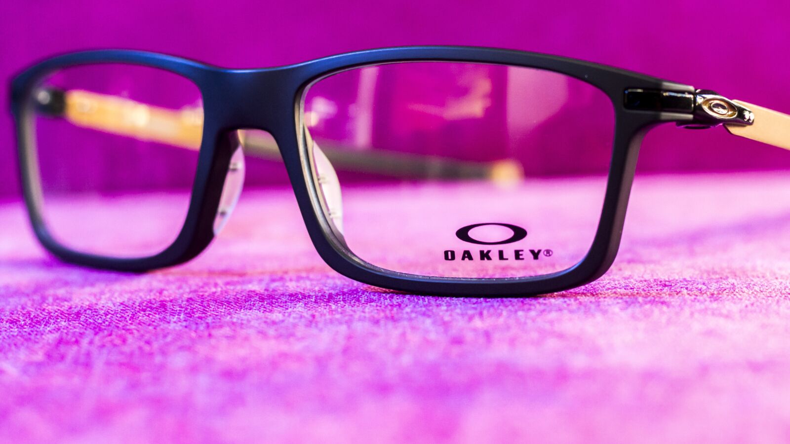 Canon EOS 700D (EOS Rebel T5i / EOS Kiss X7i) sample photo. Sunglasses, optics, view photography