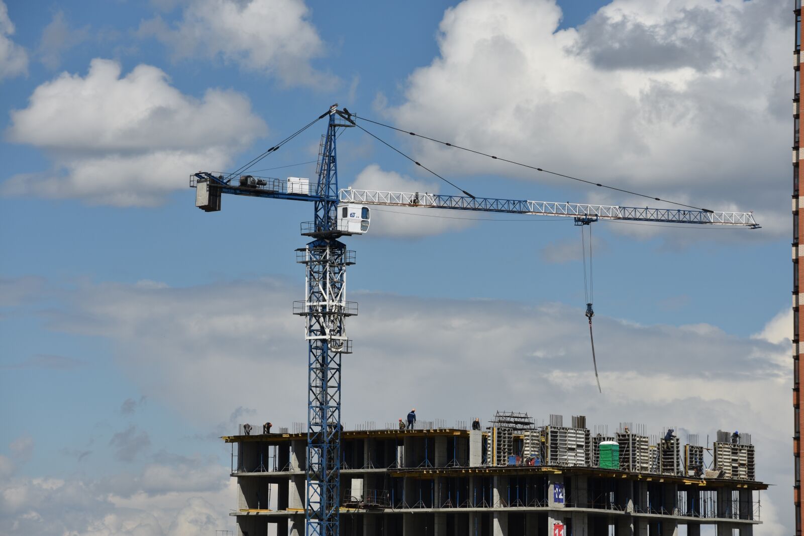 Nikon D3400 sample photo. Construction, housing, architecture photography
