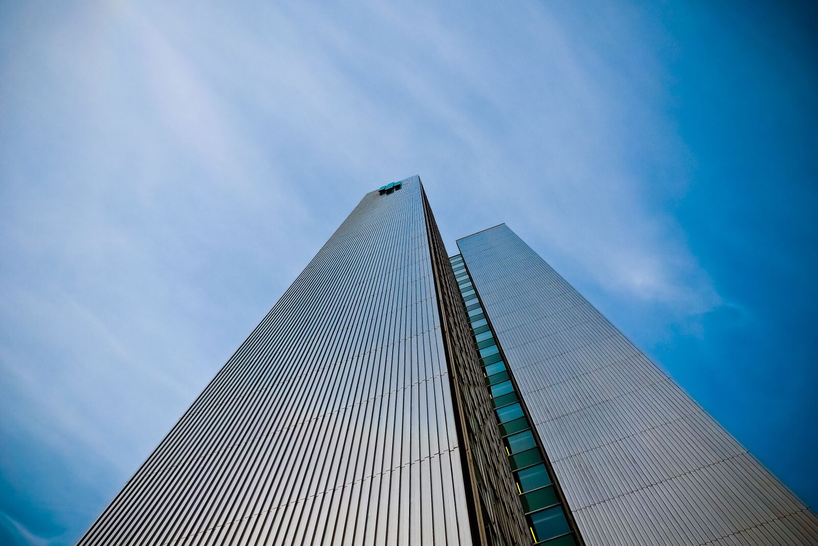 Olympus OM-D E-M10 sample photo. Architecture, skyscraper, skyline photography