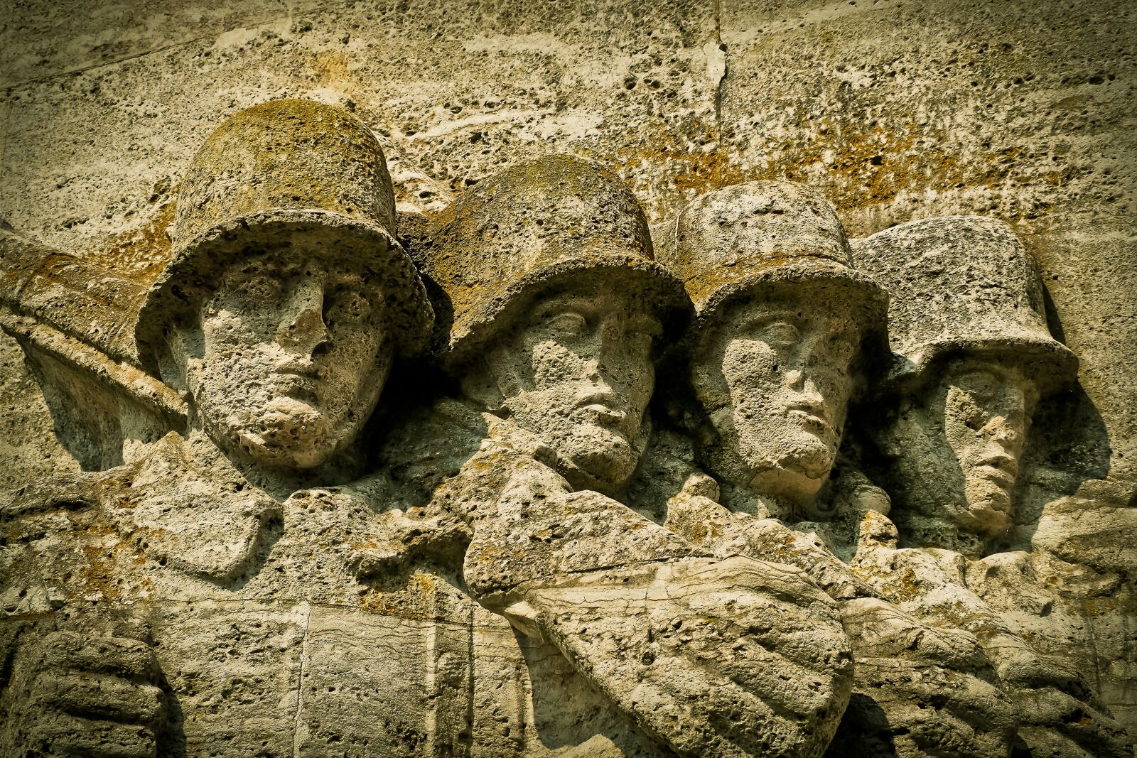 Olympus OM-D E-M10 sample photo. Monument, stone, national photography