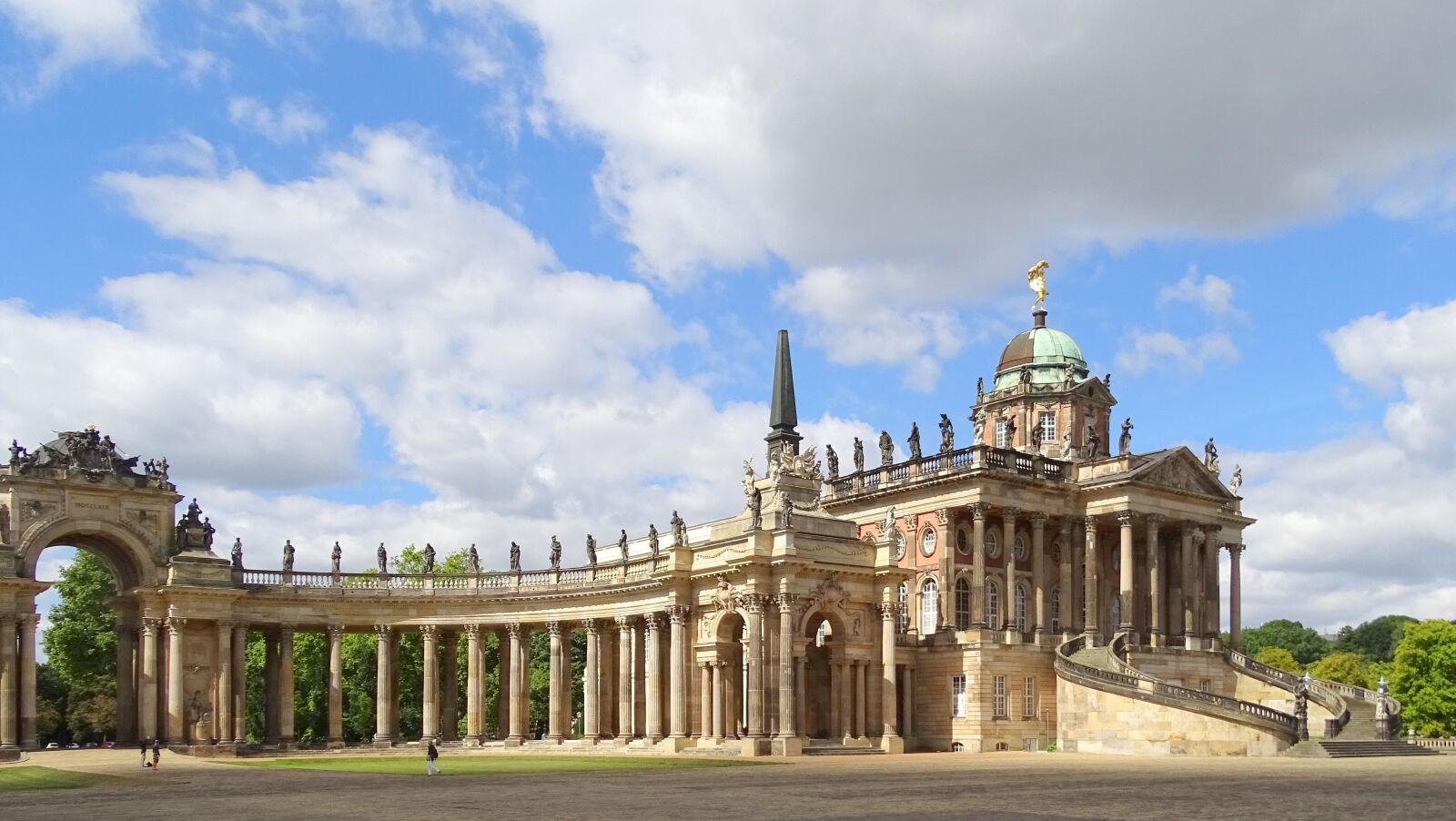 Sony Cyber-shot DSC-HX400V sample photo. Potsdam, castle, places of photography