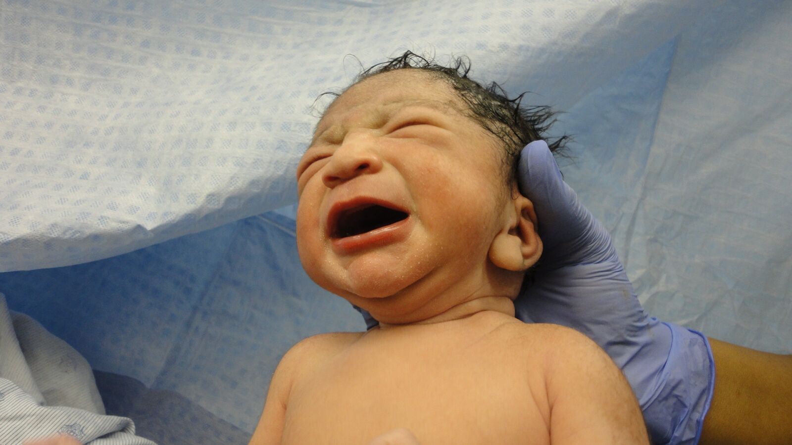 Sony Cyber-shot DSC-W350 sample photo. Baby, birth, healthy baby photography