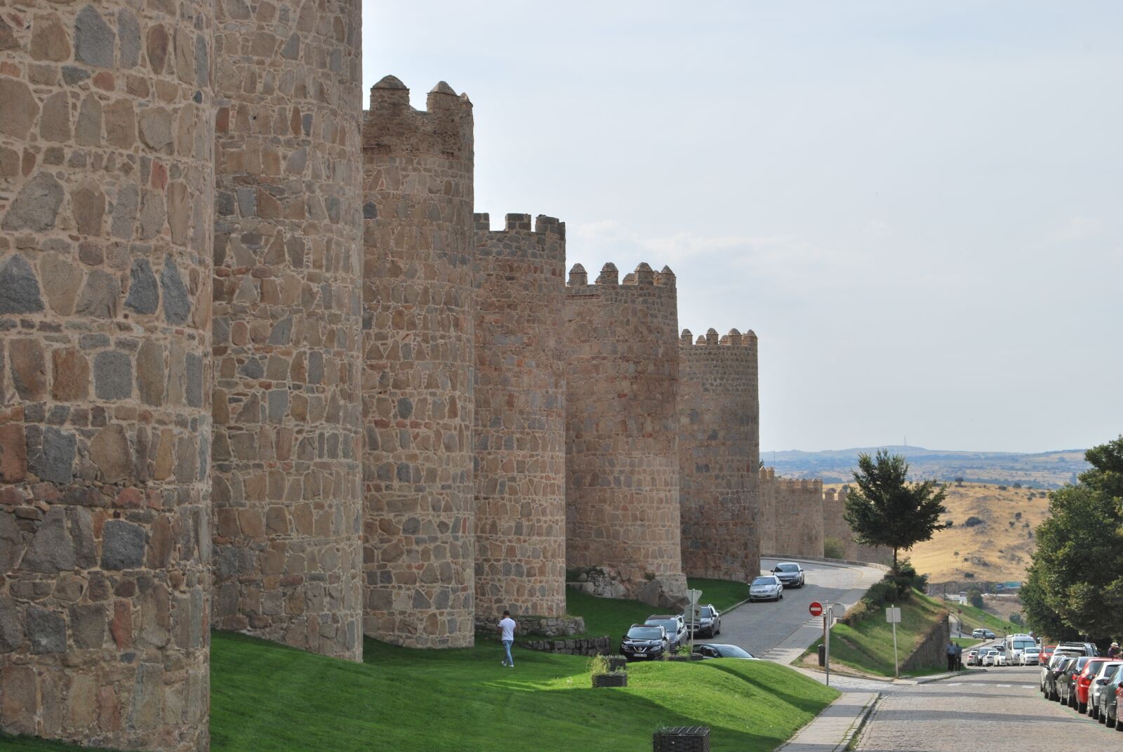 Nikon D60 sample photo. Spain, city wall, architecture photography