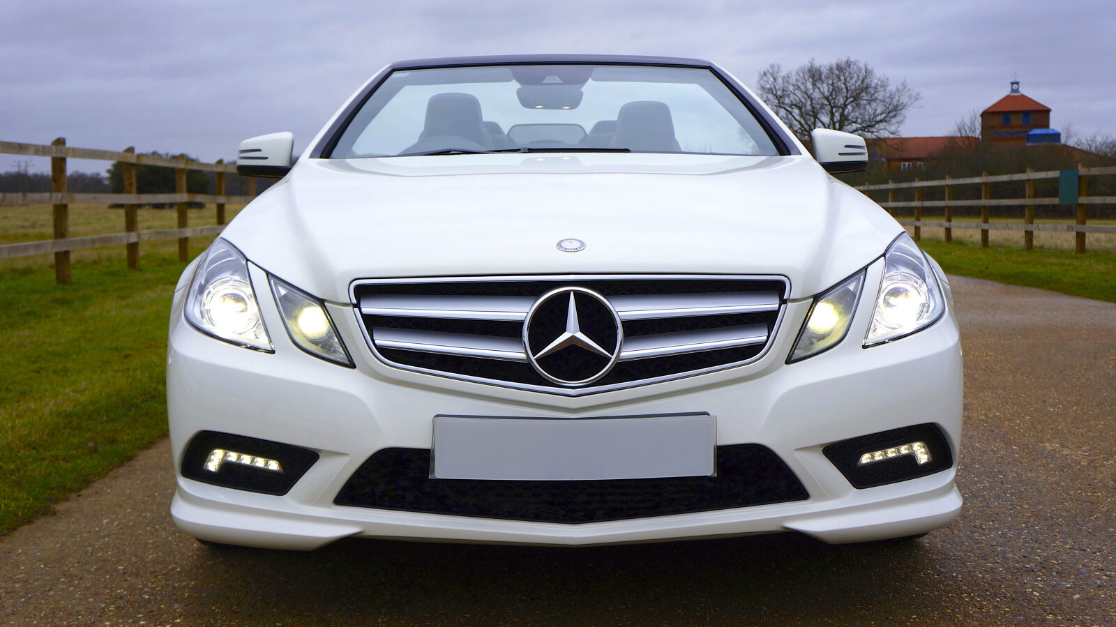Sony Alpha NEX-5N sample photo. White, mercedes, benz, car photography