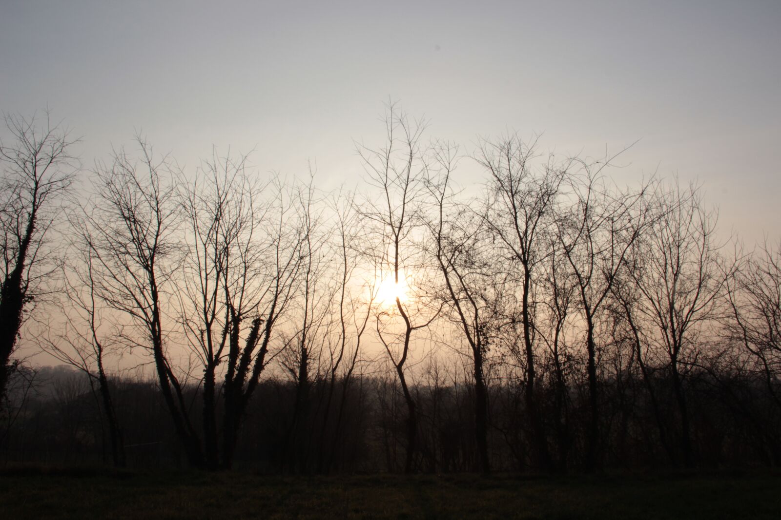 Canon EOS 600D (Rebel EOS T3i / EOS Kiss X5) sample photo. Winter sunset, sun, sunset photography