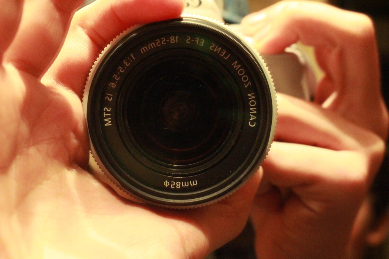 Canon EOS 100D (EOS Rebel SL1 / EOS Kiss X7) sample photo. Camera, cannon, hands photography