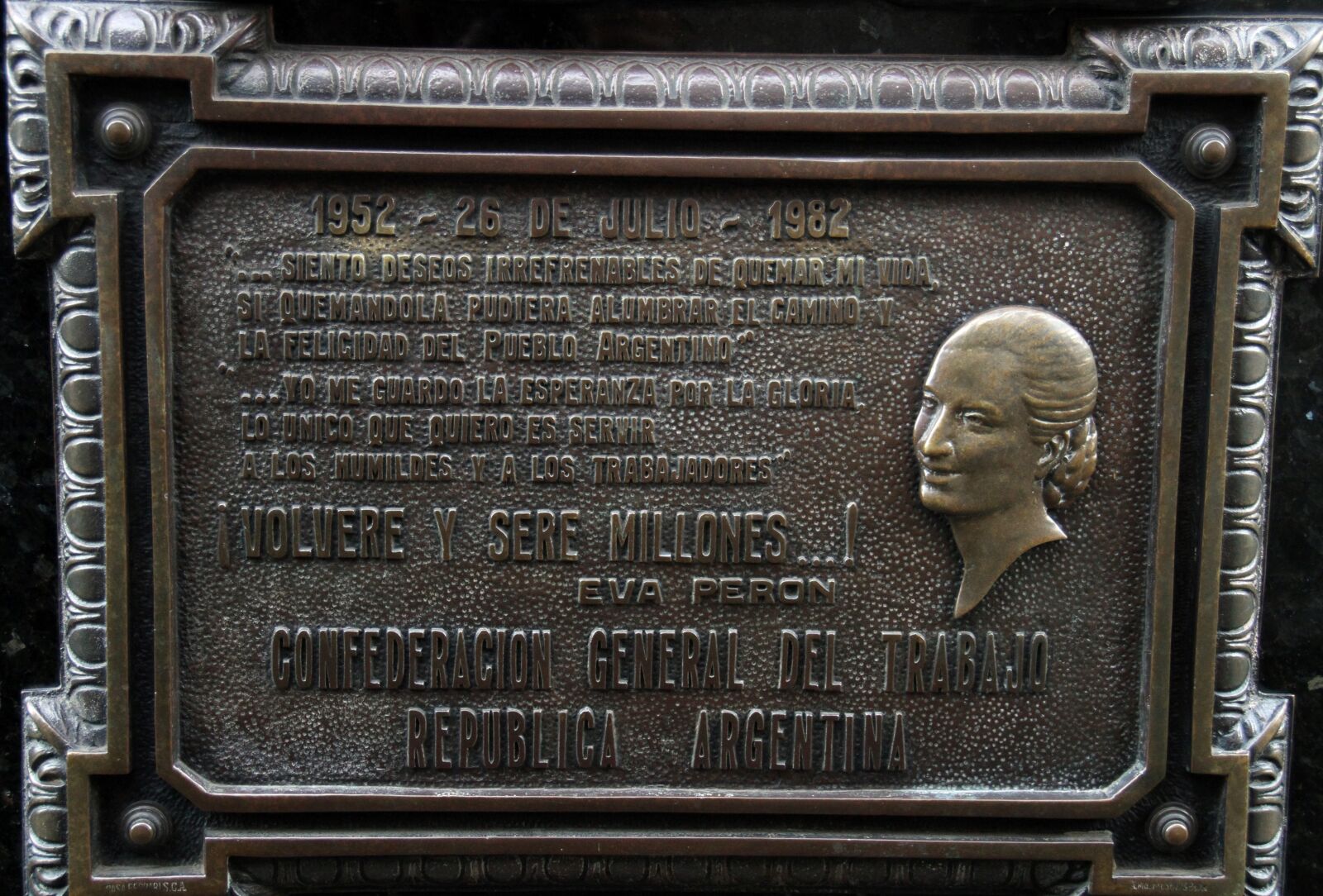 Canon EOS 7D sample photo. Eva peron, cemetery, buenos photography