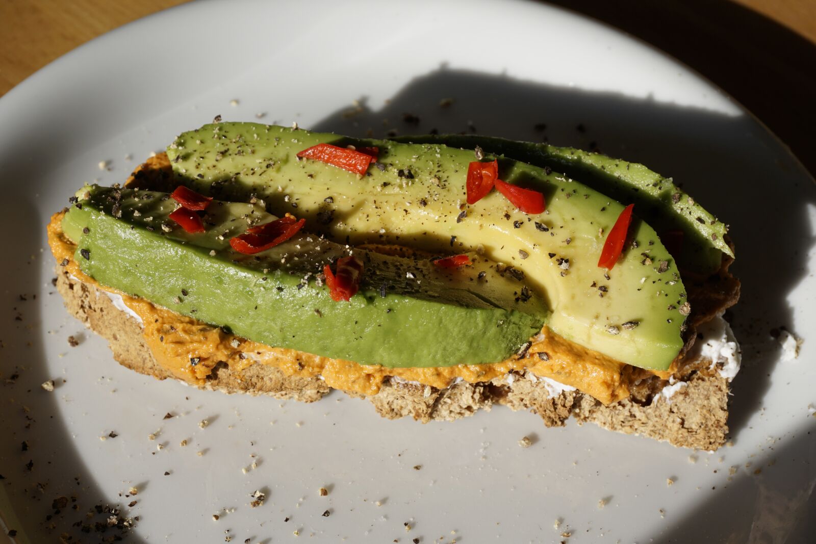 Sony a6000 sample photo. Breakfast, avocado, snack photography