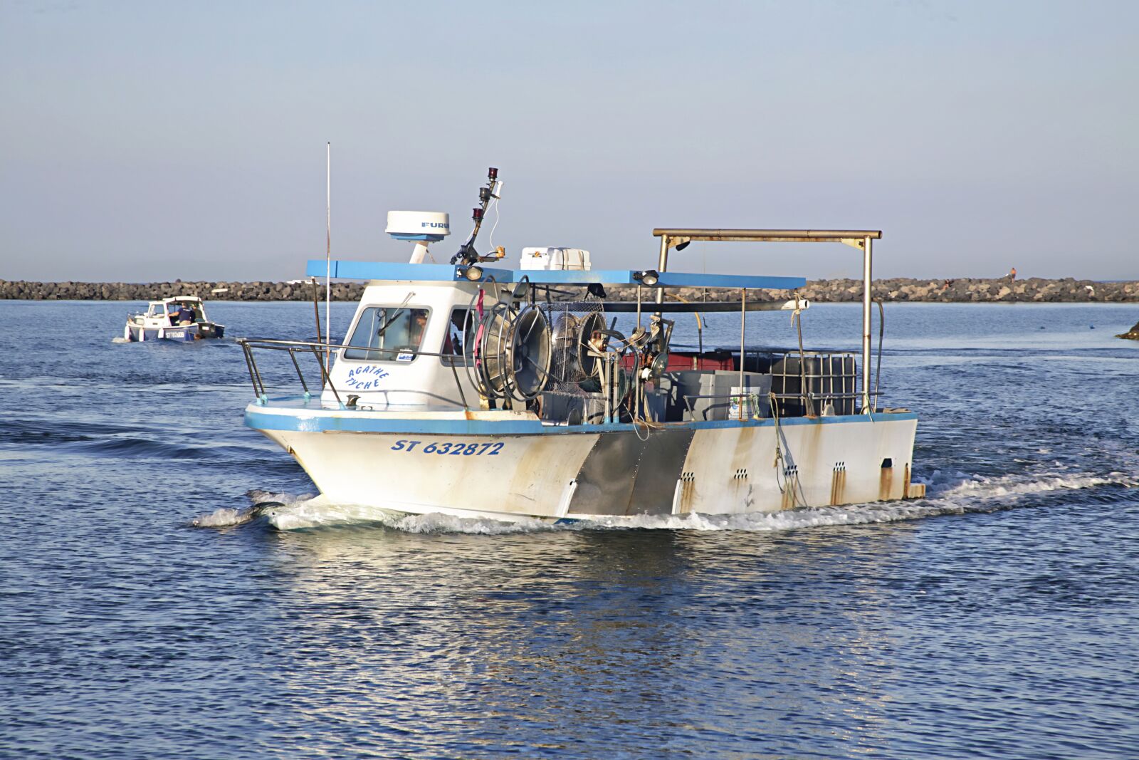 Canon EOS 5D Mark III sample photo. Boat, fishing, fisherman boat photography