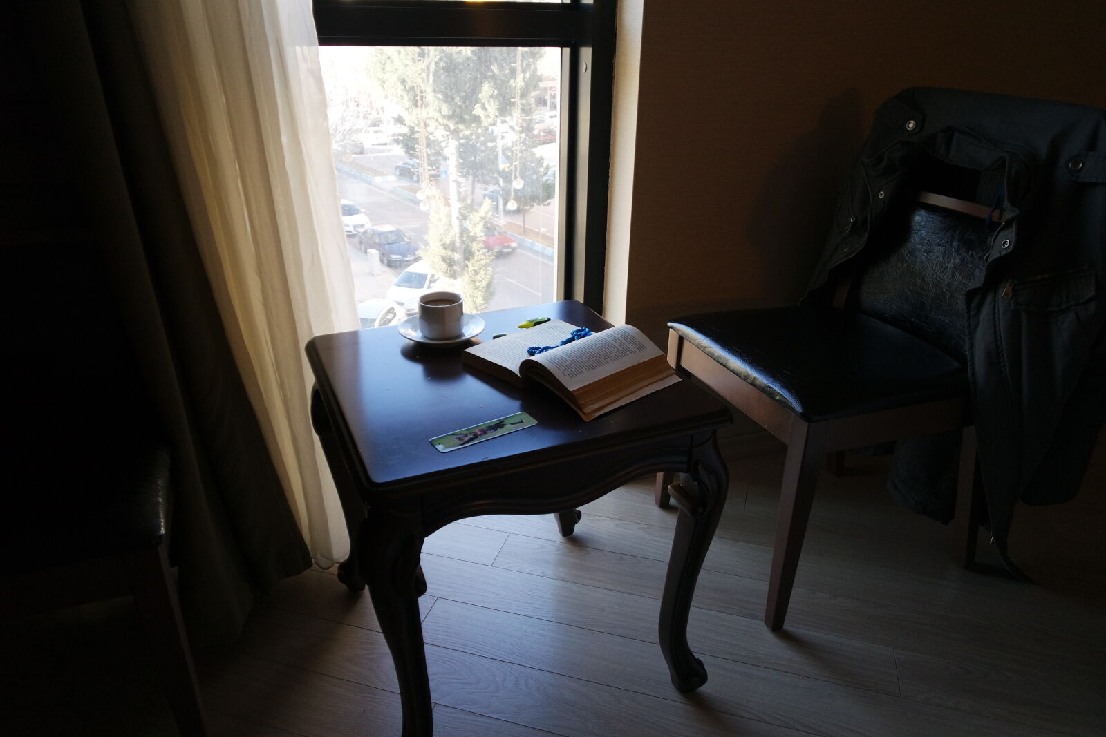 NX-M 9mm F3.5 sample photo. 9mm, book, coffee, hotel photography