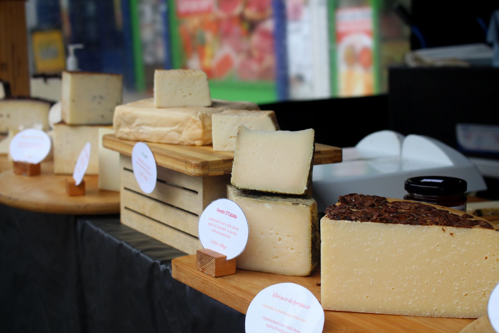 Canon EOS 650D (EOS Rebel T4i / EOS Kiss X6i) sample photo. Cheese, blue cheese, mold photography