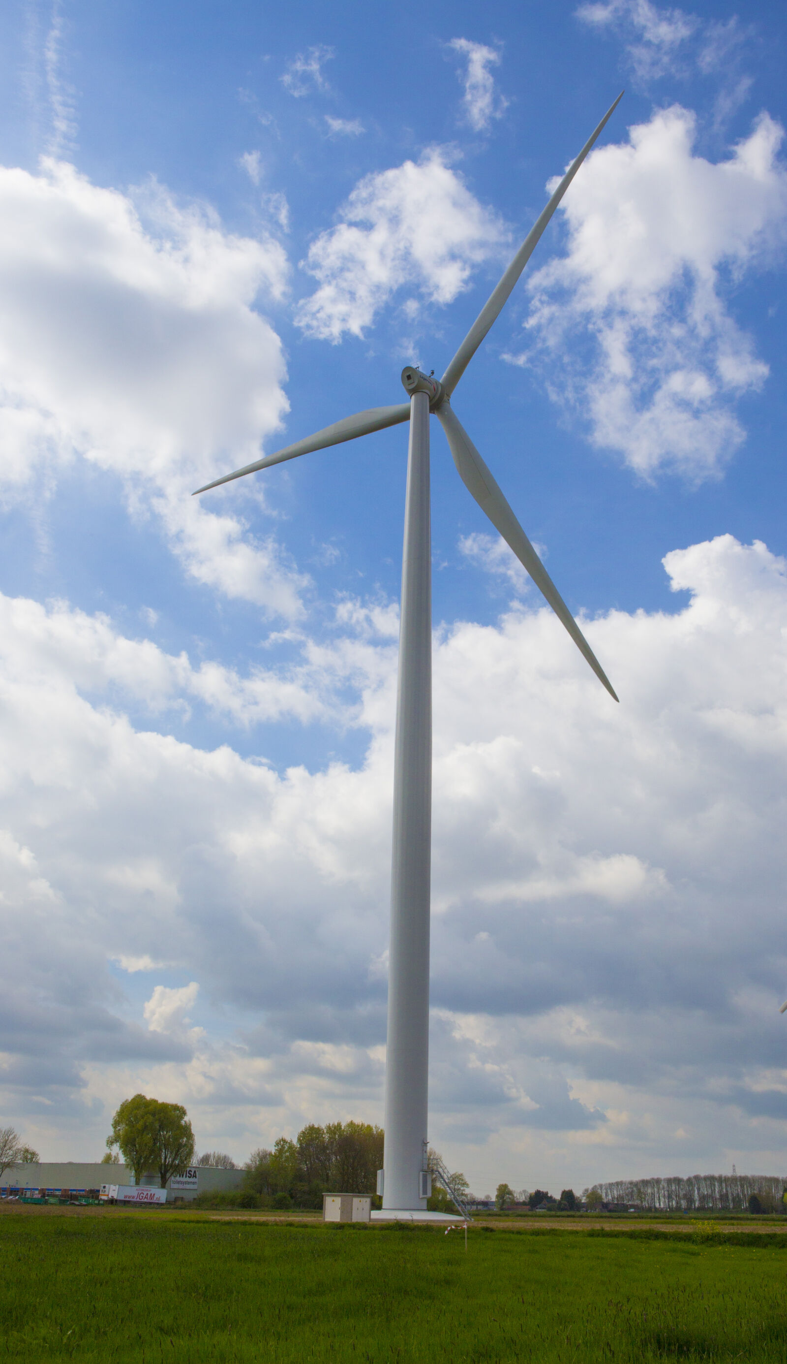 Canon EF 24-70mm F2.8L USM sample photo. Windmill photography