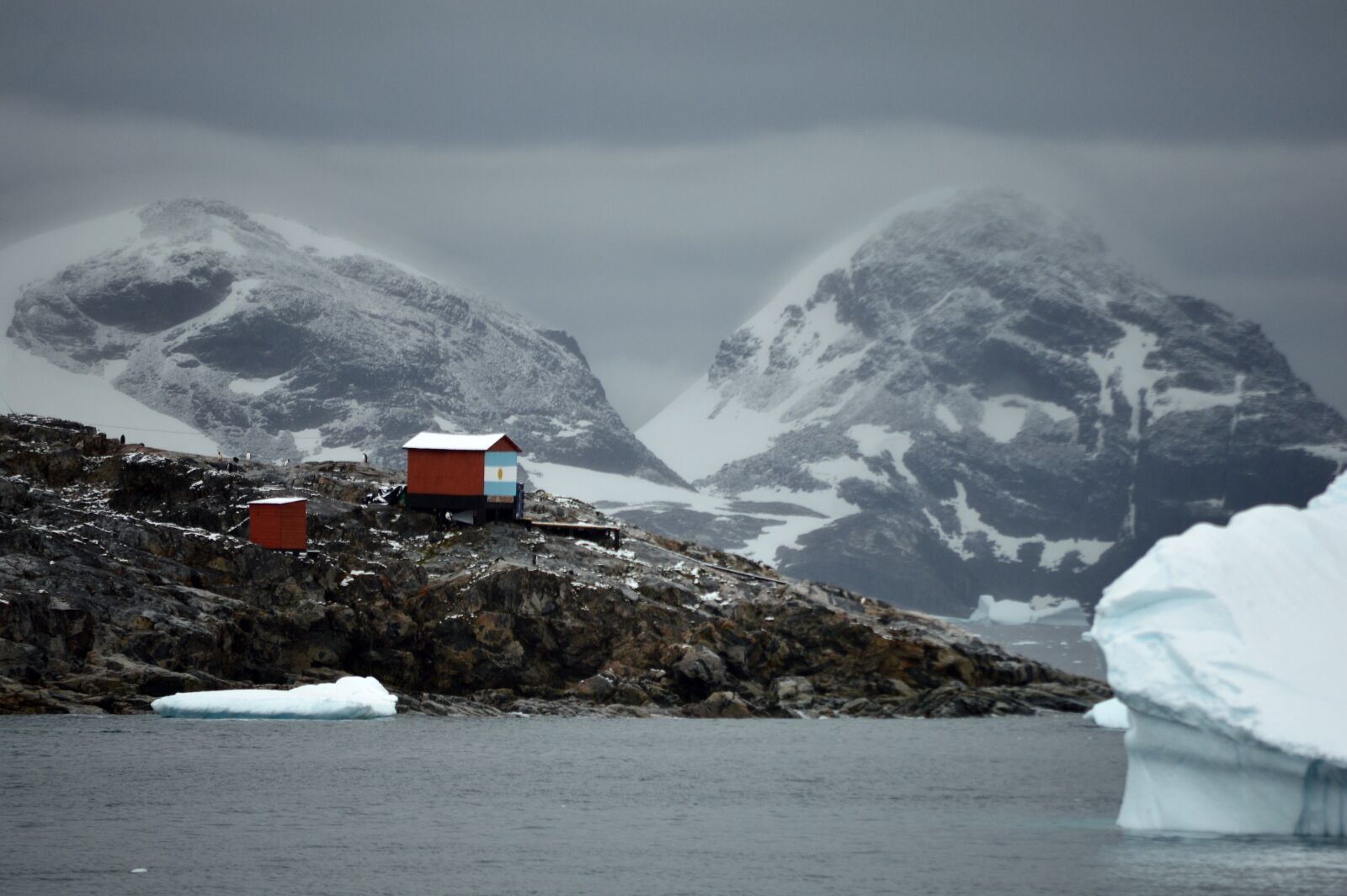 Nikon D3200 sample photo. Antarctica, base, scientists photography