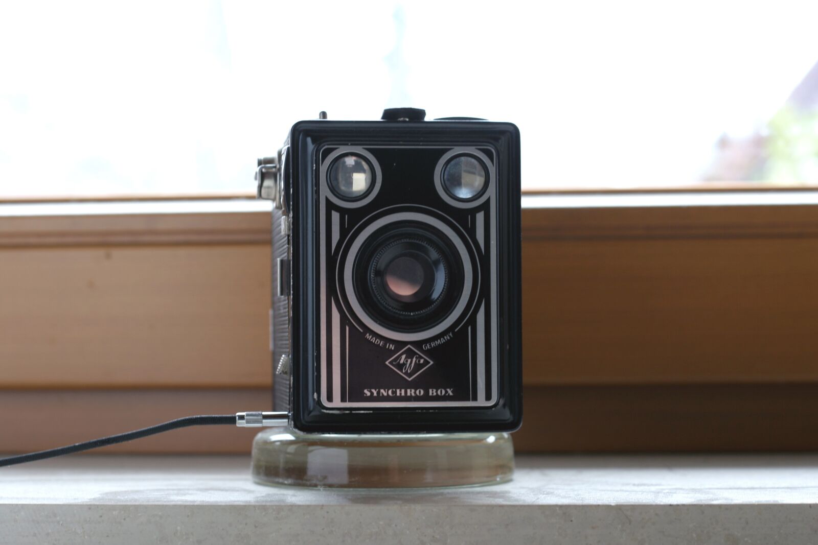 Canon EOS 20D sample photo. Vintage camera, agfa synchro photography
