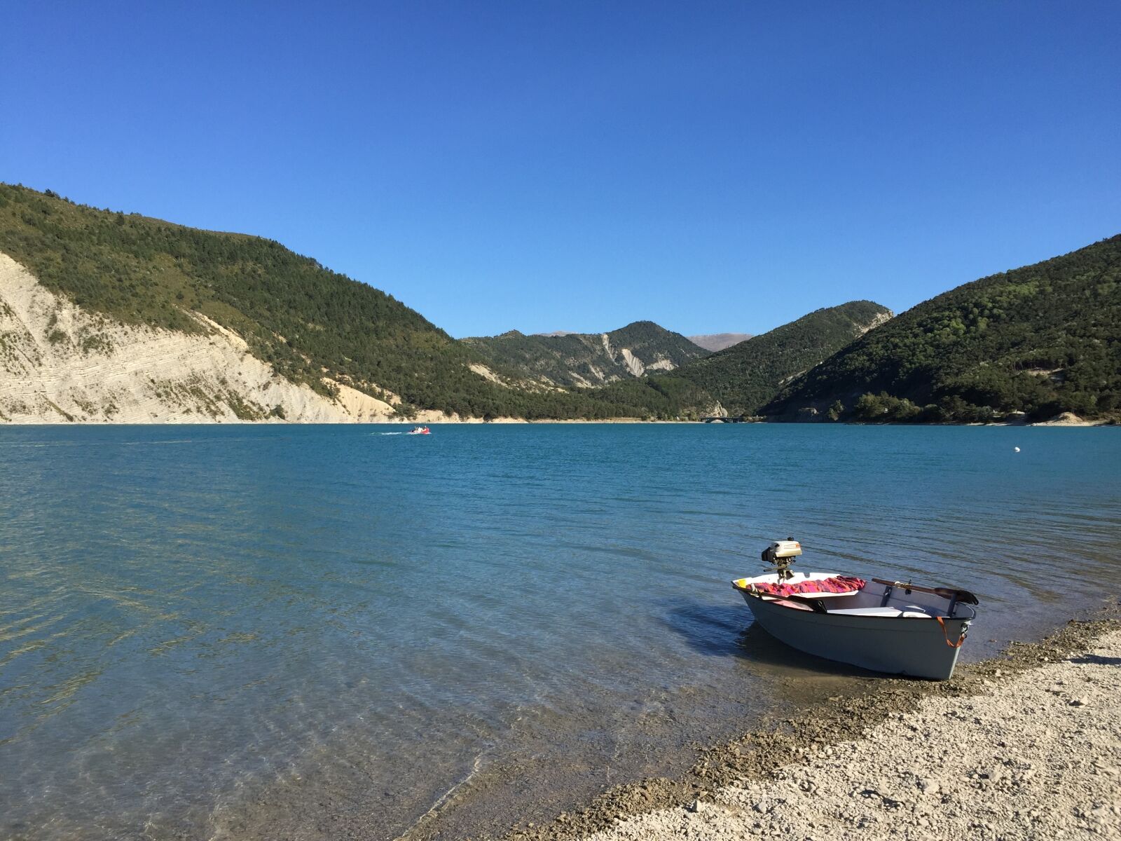 Apple iPhone 6 sample photo. Var, lake, france photography