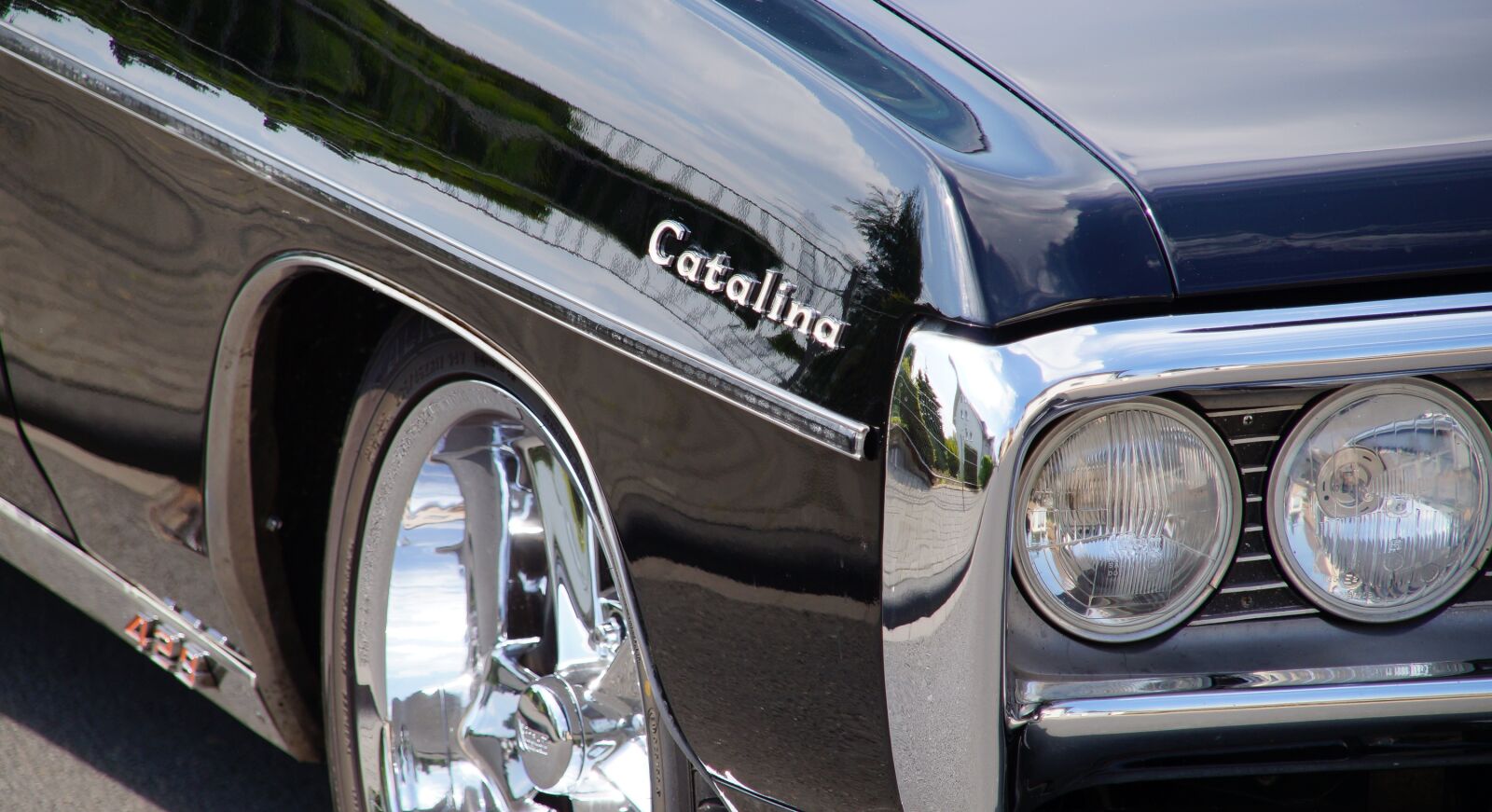 Sony SLT-A37 sample photo. Classic, car, auto photography