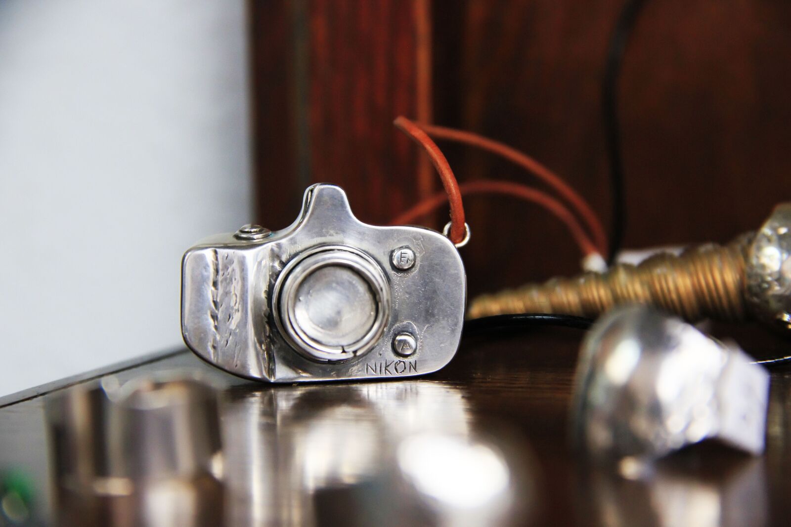 Canon EOS 550D (EOS Rebel T2i / EOS Kiss X4) sample photo. Jewelry, craft, accessories photography