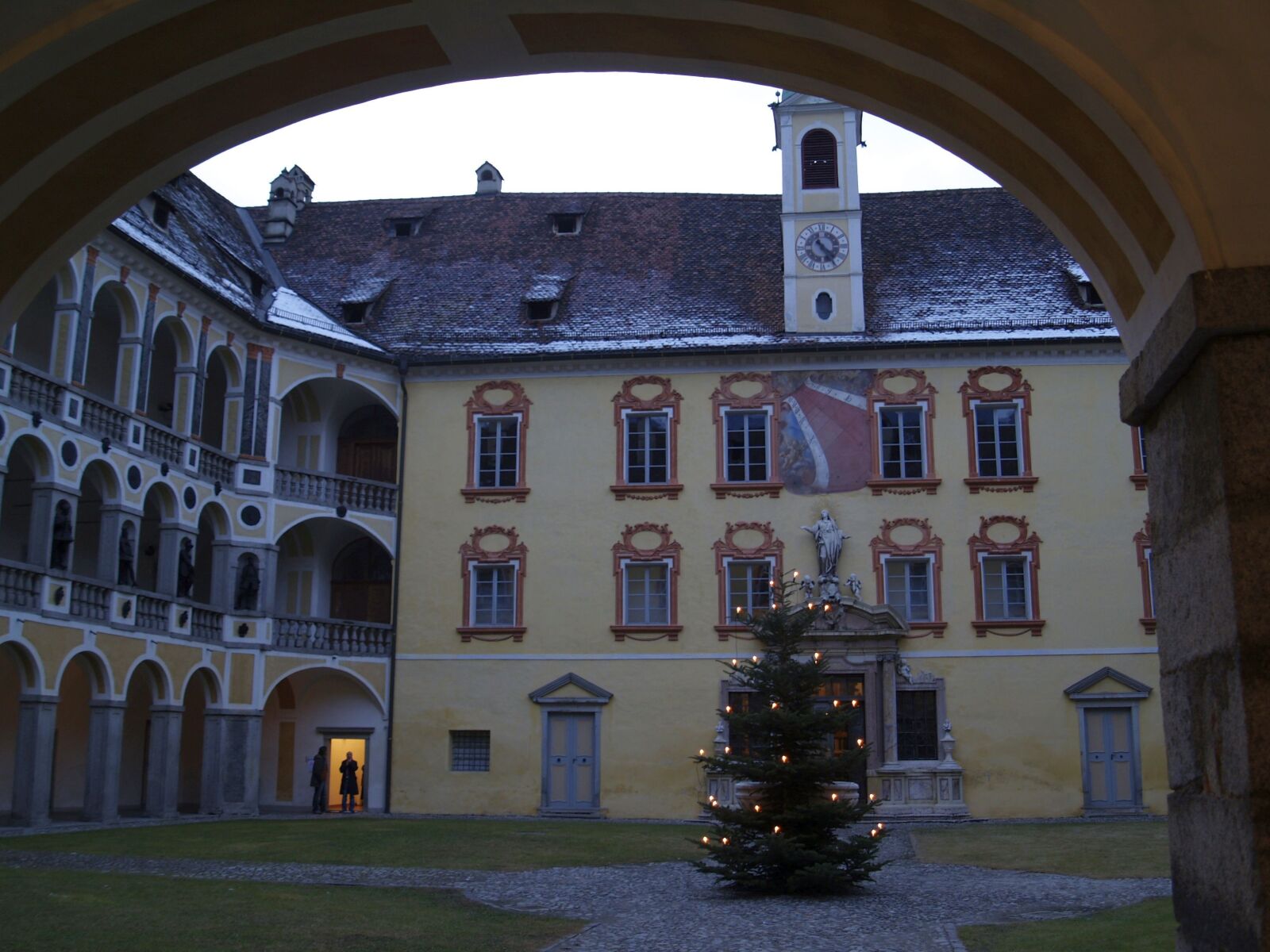 Olympus E-500 (EVOLT E-500) sample photo. Bressanone, christmas, italy photography