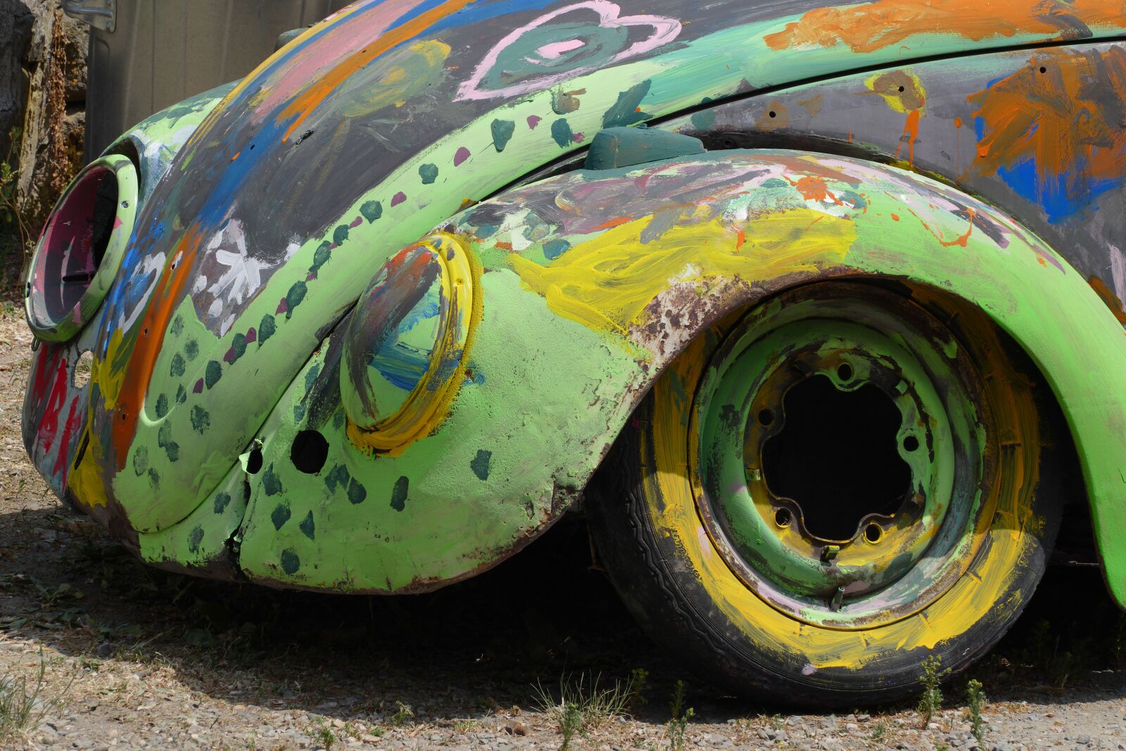 Panasonic Lumix DMC-FZ1000 sample photo. Vw, beetle, the wreck photography