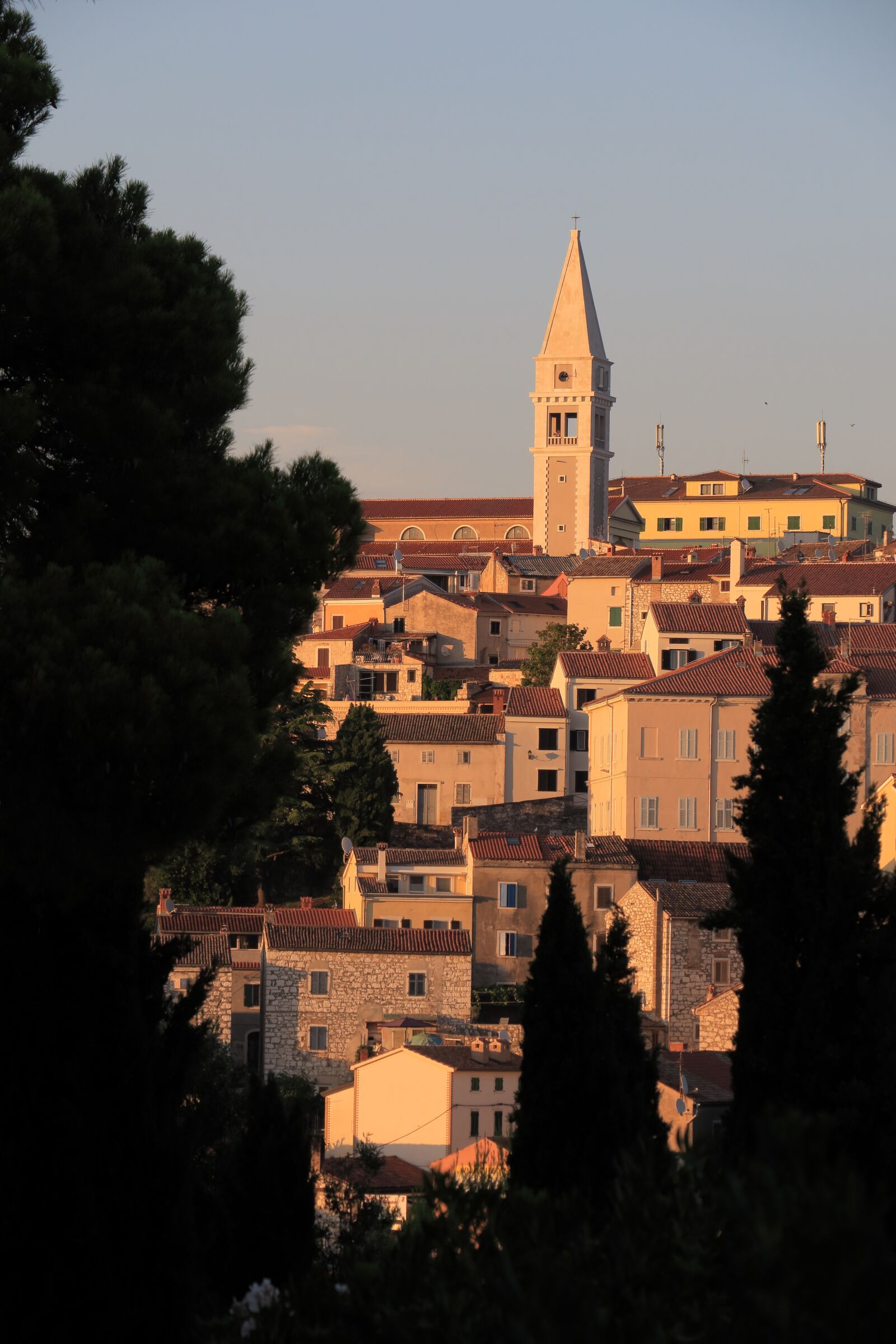 Canon PowerShot G3 X sample photo. Vrsar, croatia, historic center photography