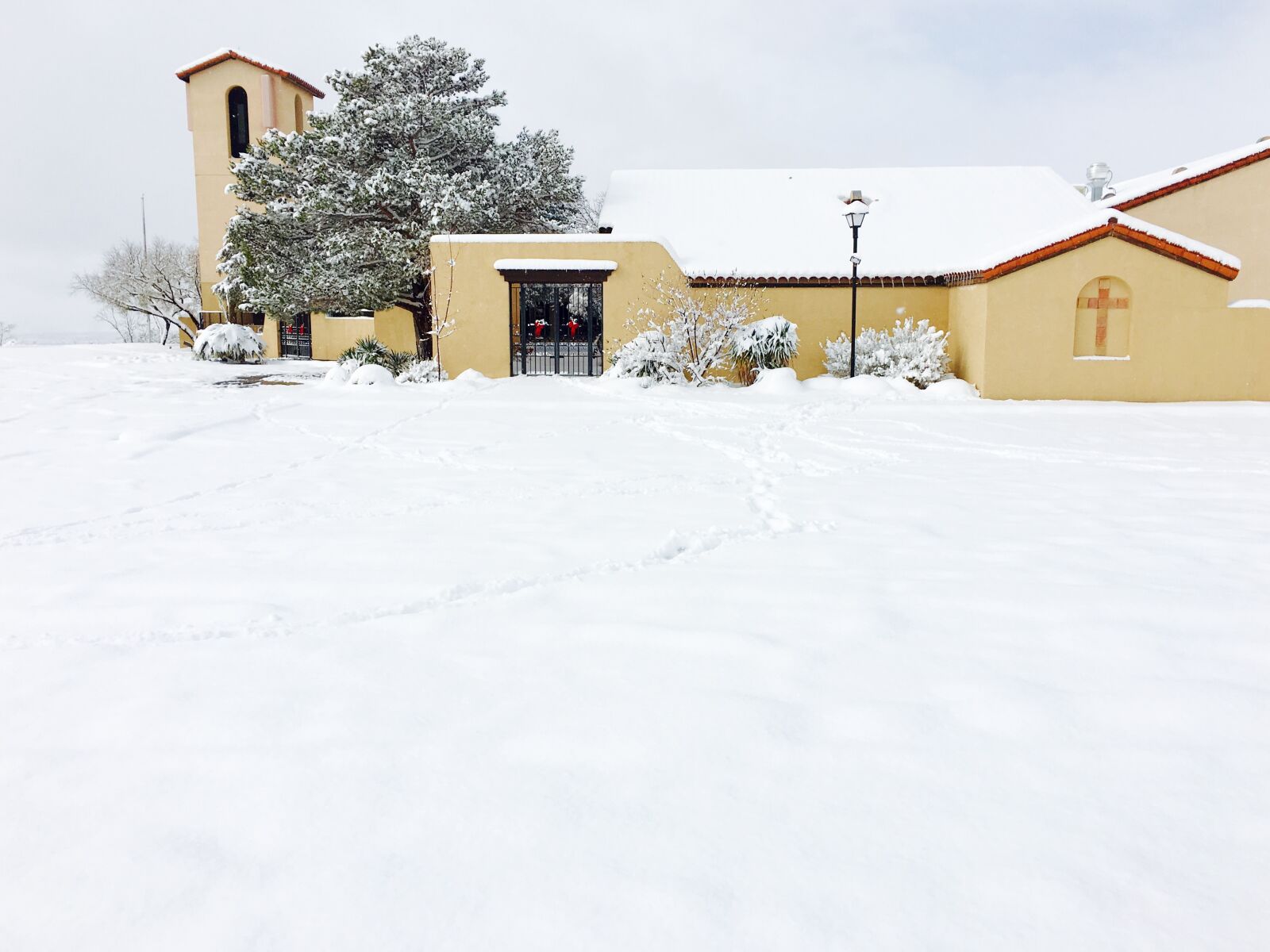 Apple iPhone 6s Plus sample photo. Snow, desert, church photography