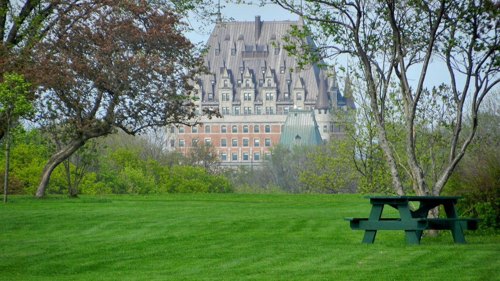 Nikon Coolpix S9100 sample photo. Canada, qu bec, castle photography