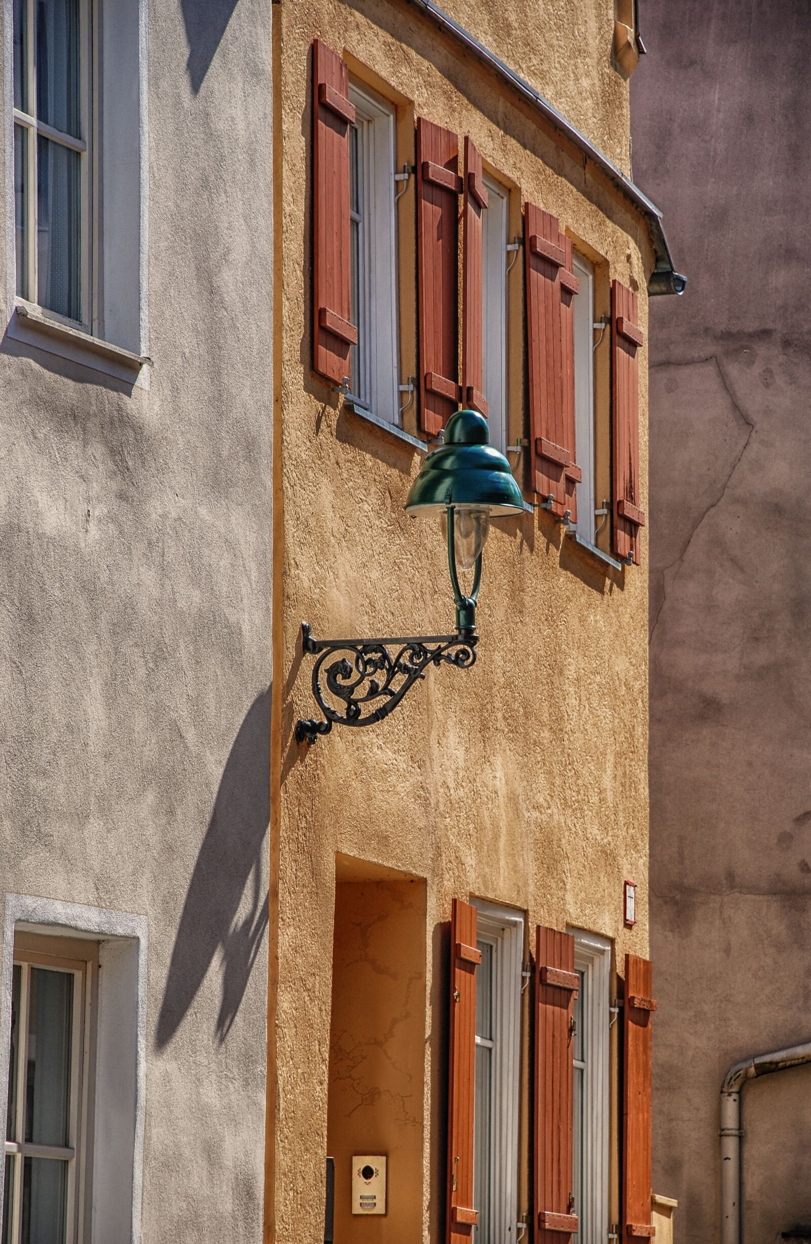 Nikon D80 sample photo. Nördlingen, architecture, house photography
