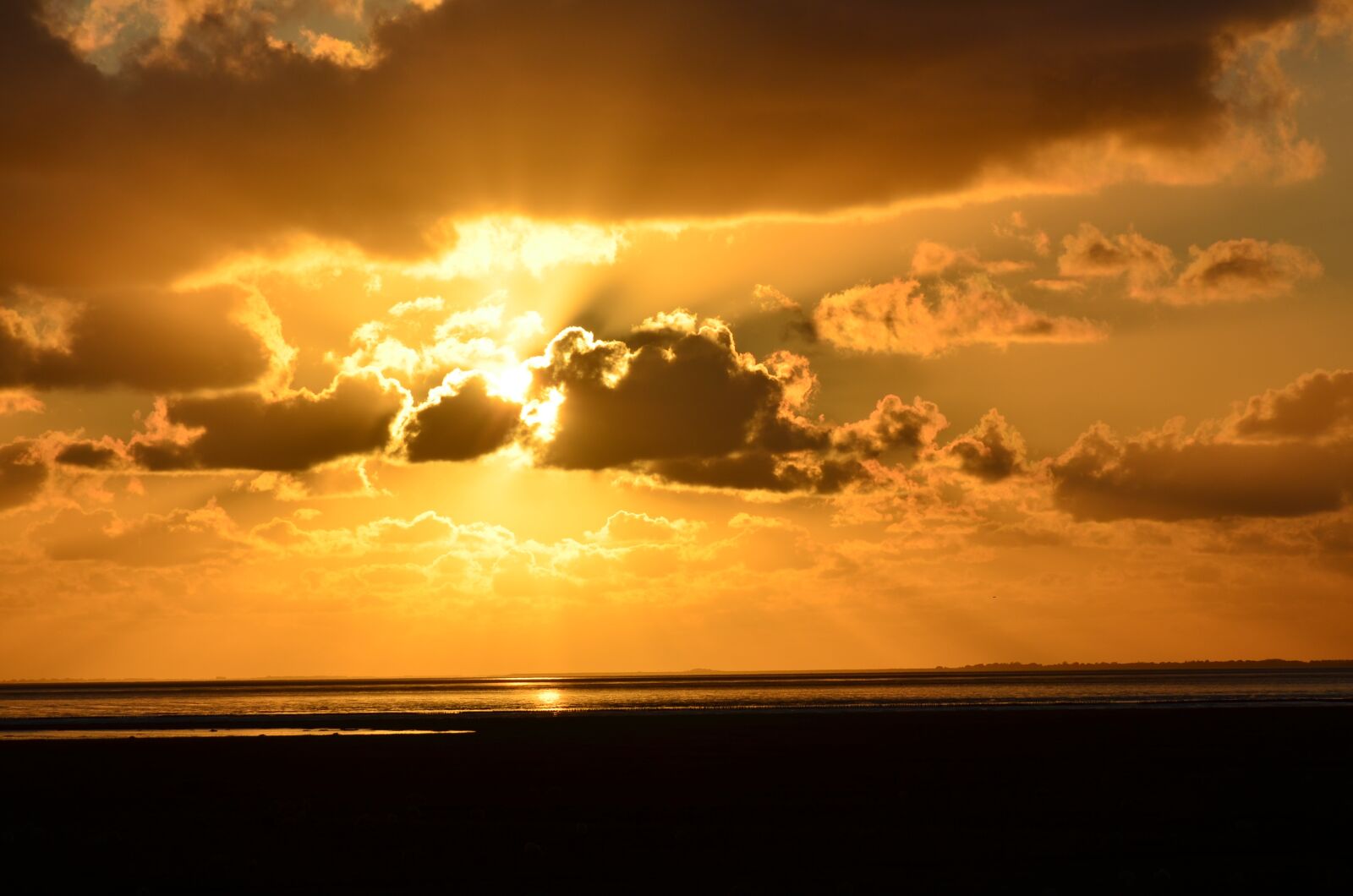 Nikon D5100 sample photo. Sunset, sea, water photography