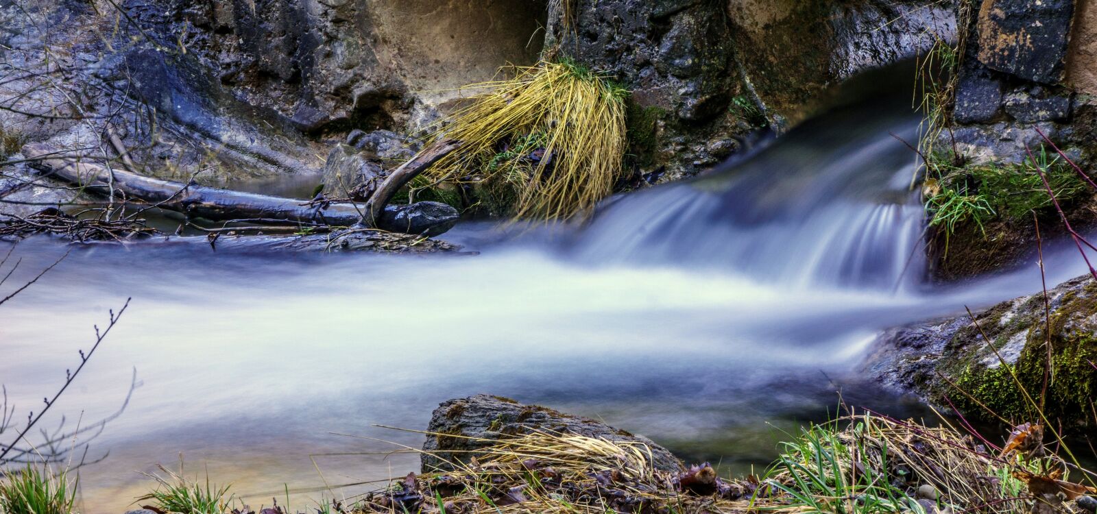 Sony E 55-210mm F4.5-6.3 OSS sample photo. Nature, landscapes, creek photography