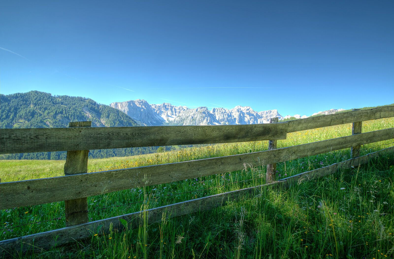 Canon EOS 70D sample photo. Blue, sky, clear, sky photography