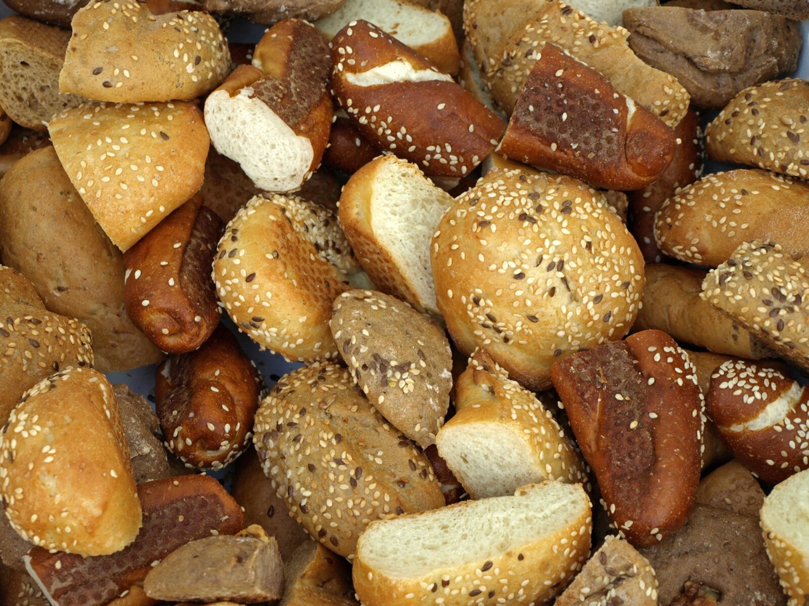 Olympus E-510 (EVOLT E-510) sample photo. Bread, baked goods, roll photography