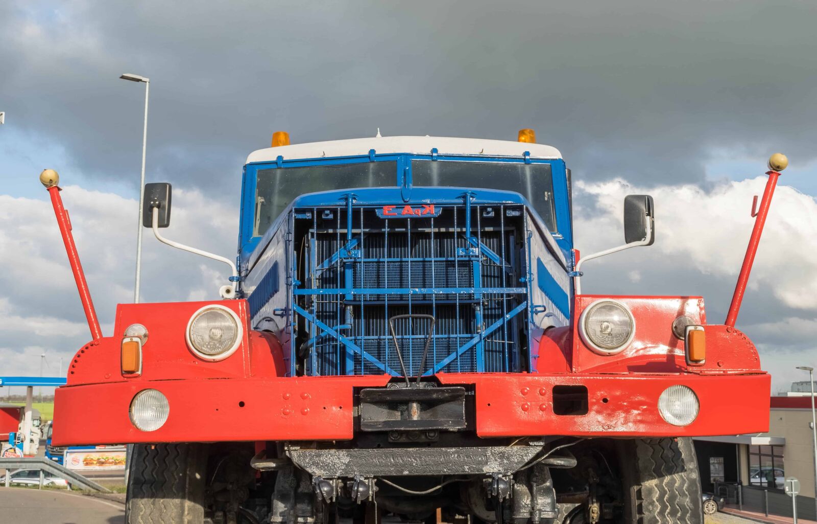 Nikon D3300 sample photo. Industry, vehicle, machinery, truck photography