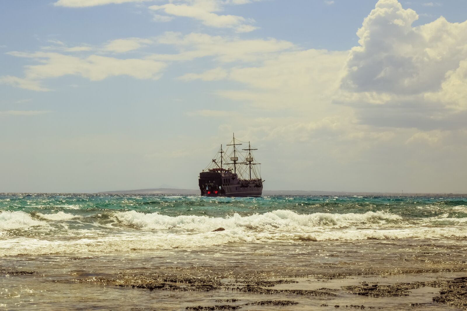 Nikon D3300 sample photo. Ship, sea, coast photography