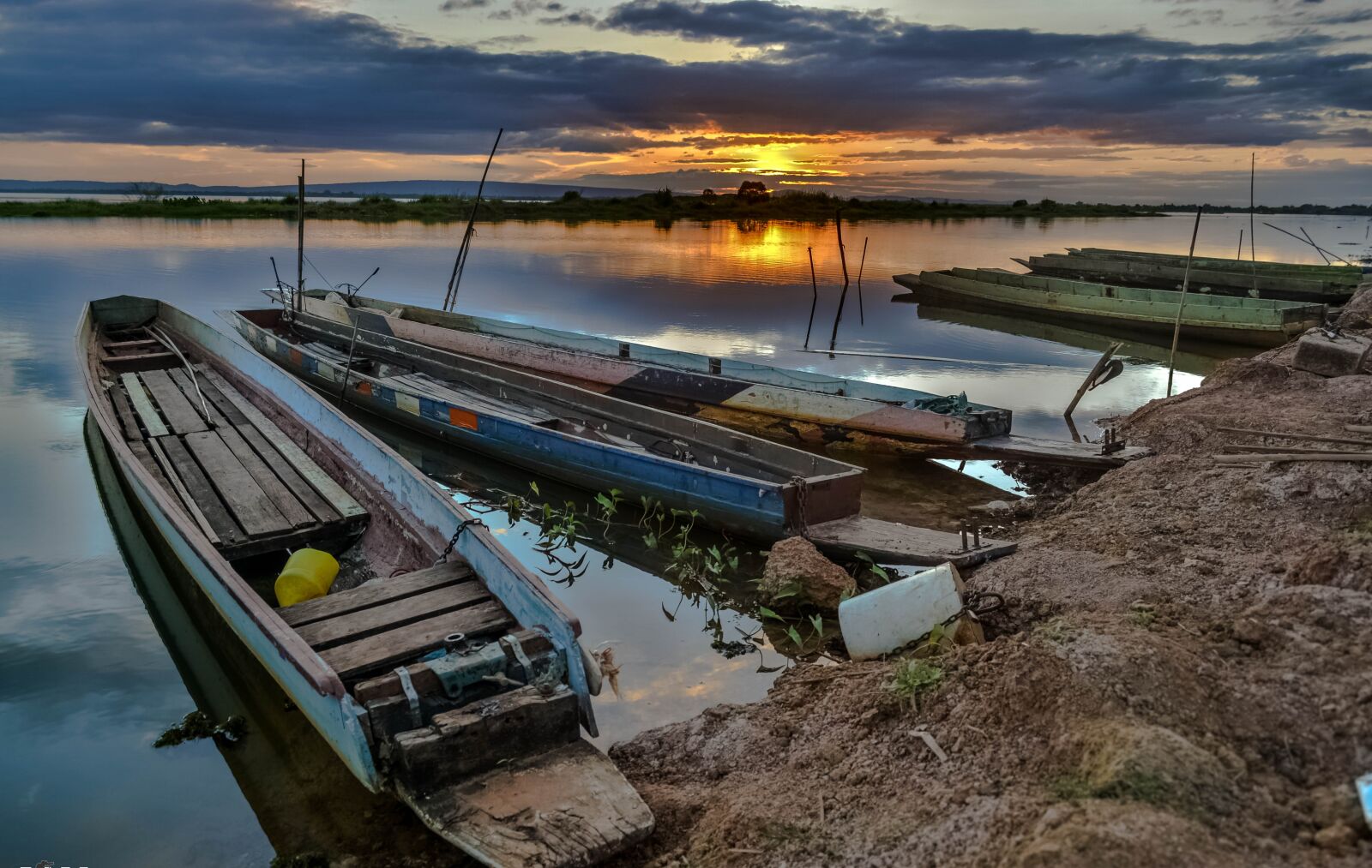 Nikon D5200 sample photo. River, ship, bright photography