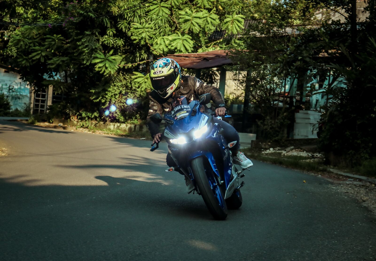 Canon EOS 750D (EOS Rebel T6i / EOS Kiss X8i) sample photo. Motorcycle, rider, racing photography