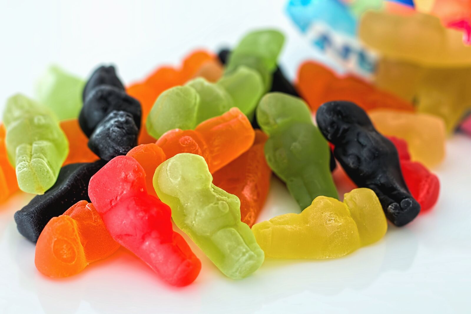 Canon EOS 70D sample photo. Candy, rubber, food, sweet photography