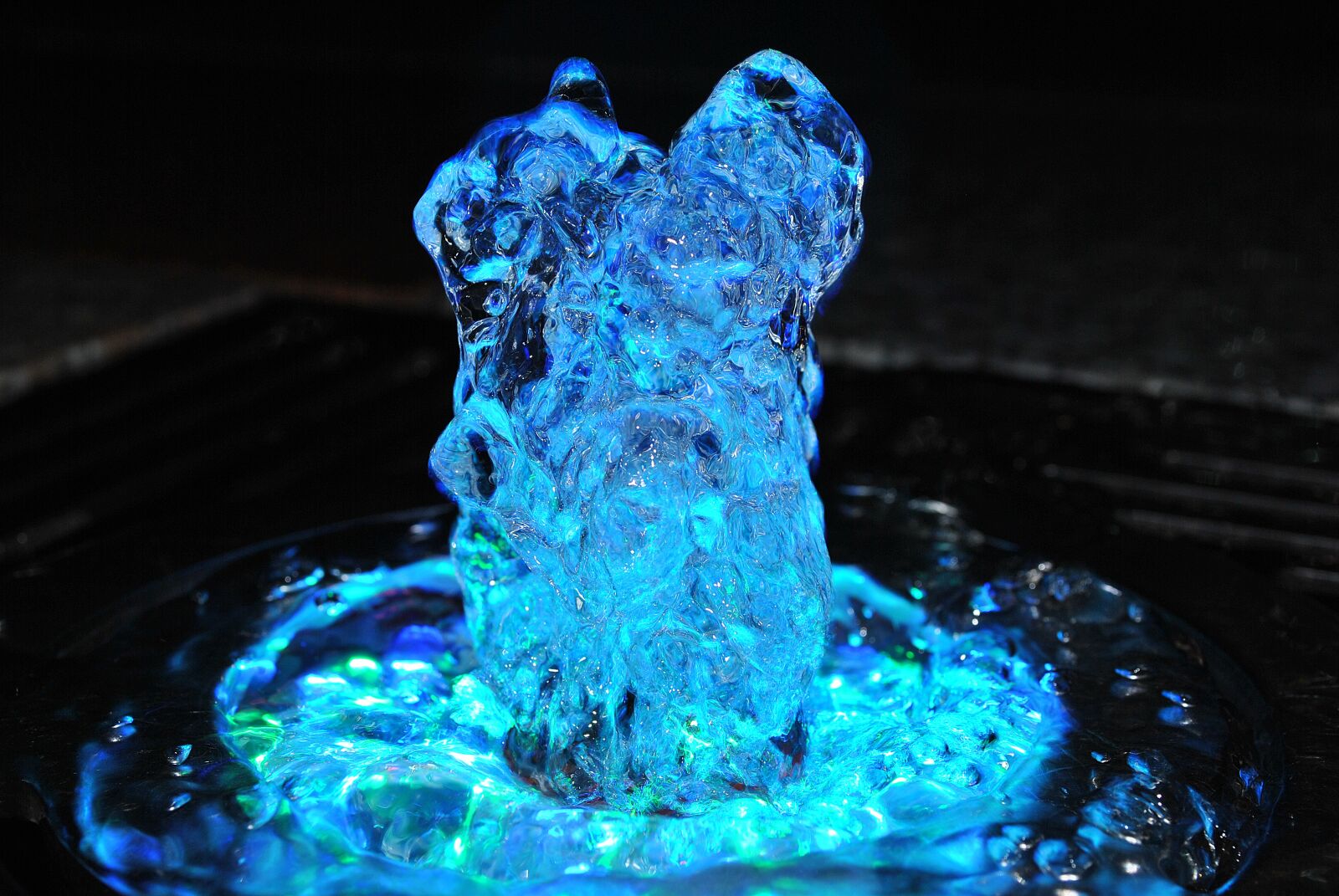 Nikon D3000 sample photo. Water, splash, liquid photography