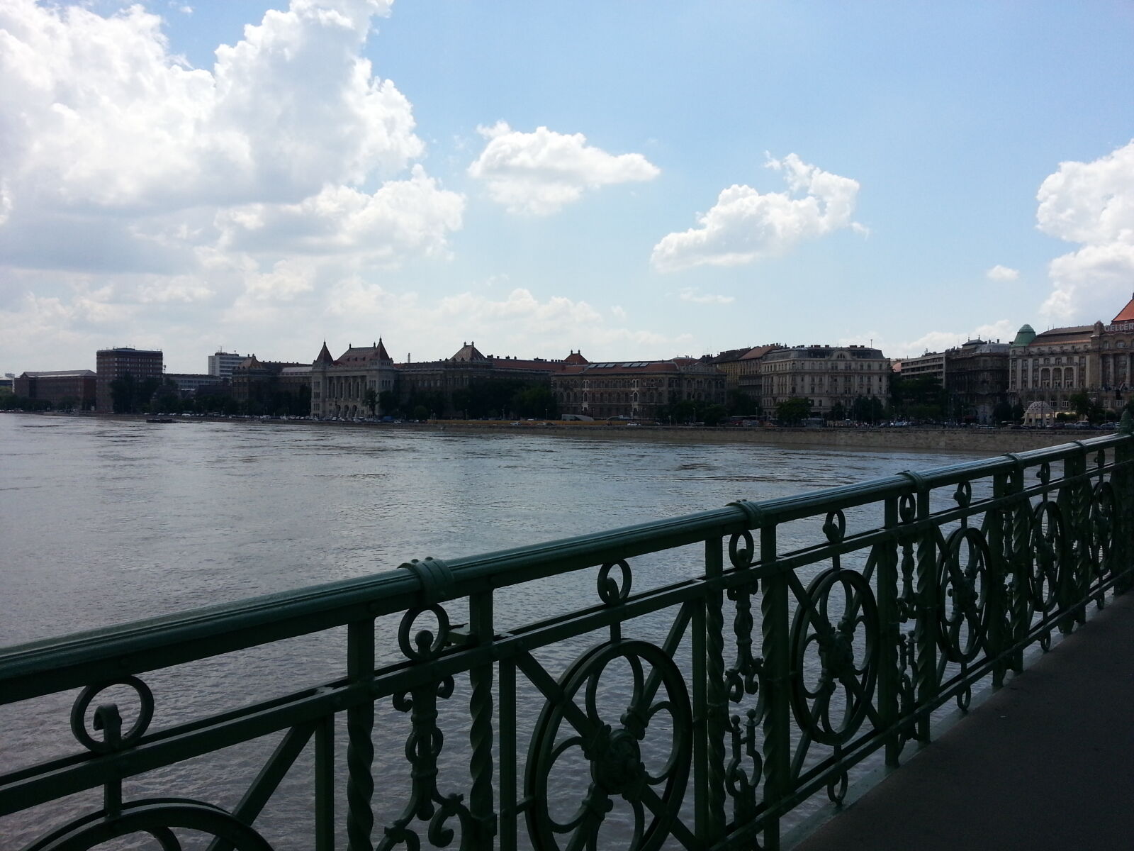 Samsung Galaxy S3 sample photo. Green, railings, near, river photography